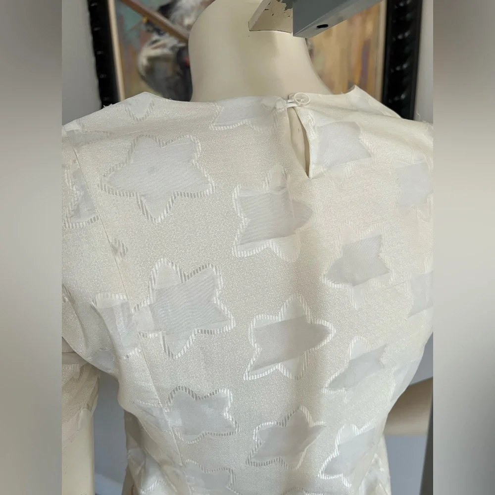 Cream Silk Shift Dress with Coral Floral Appliqué – Statement Piece – XS - Picture 7 of 10